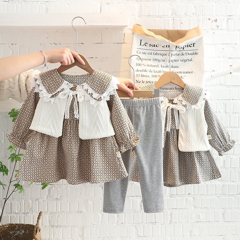 Conjunto infantil de 3 piezas con estampado vintage
