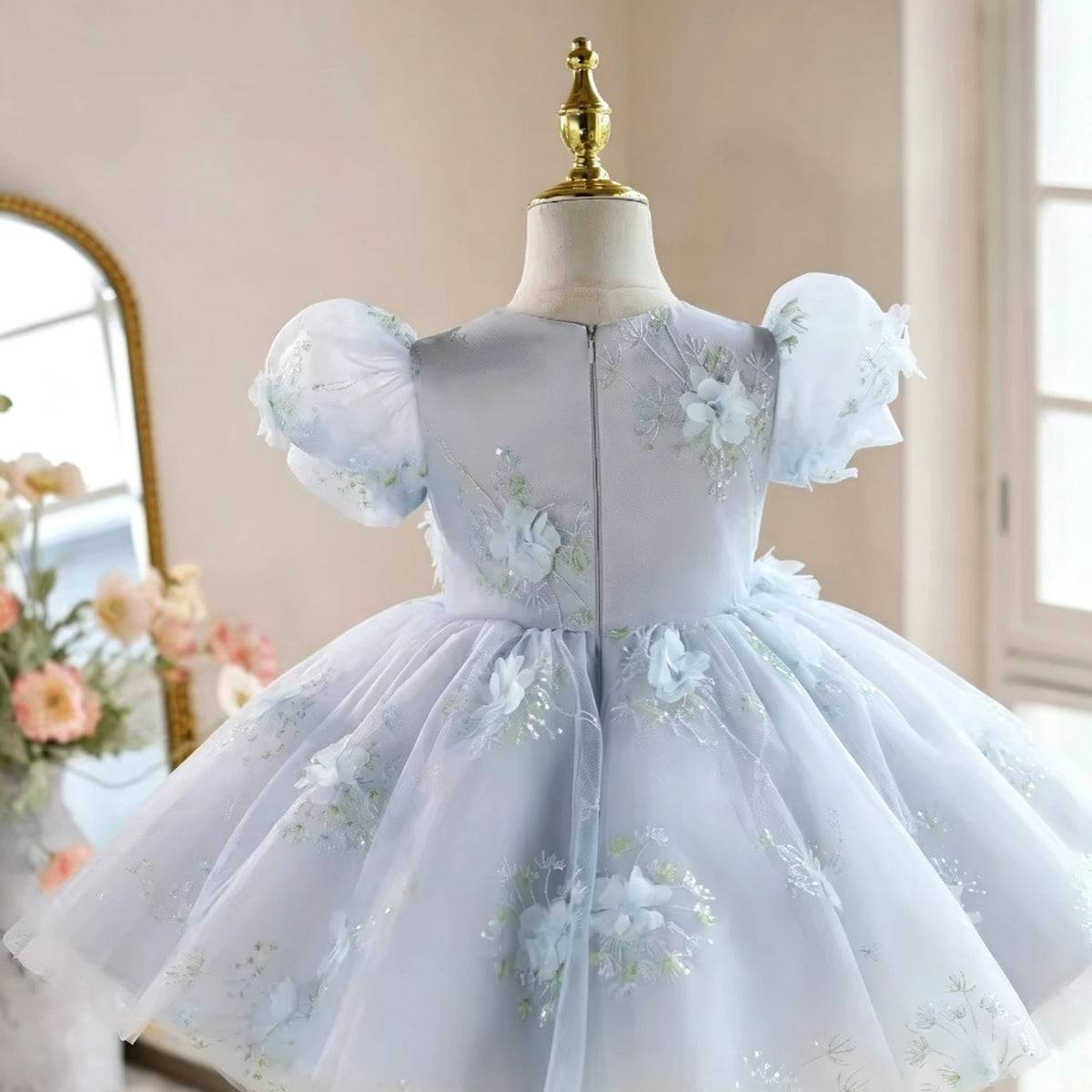 Customized Blue Flower Girl Dress for Wedding Appliques