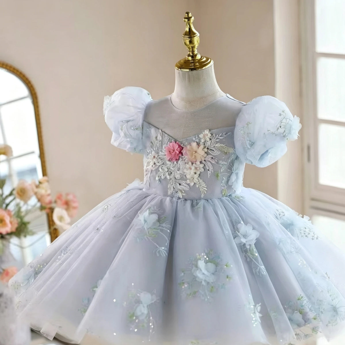 Customized Blue Flower Girl Dress for Wedding Appliques