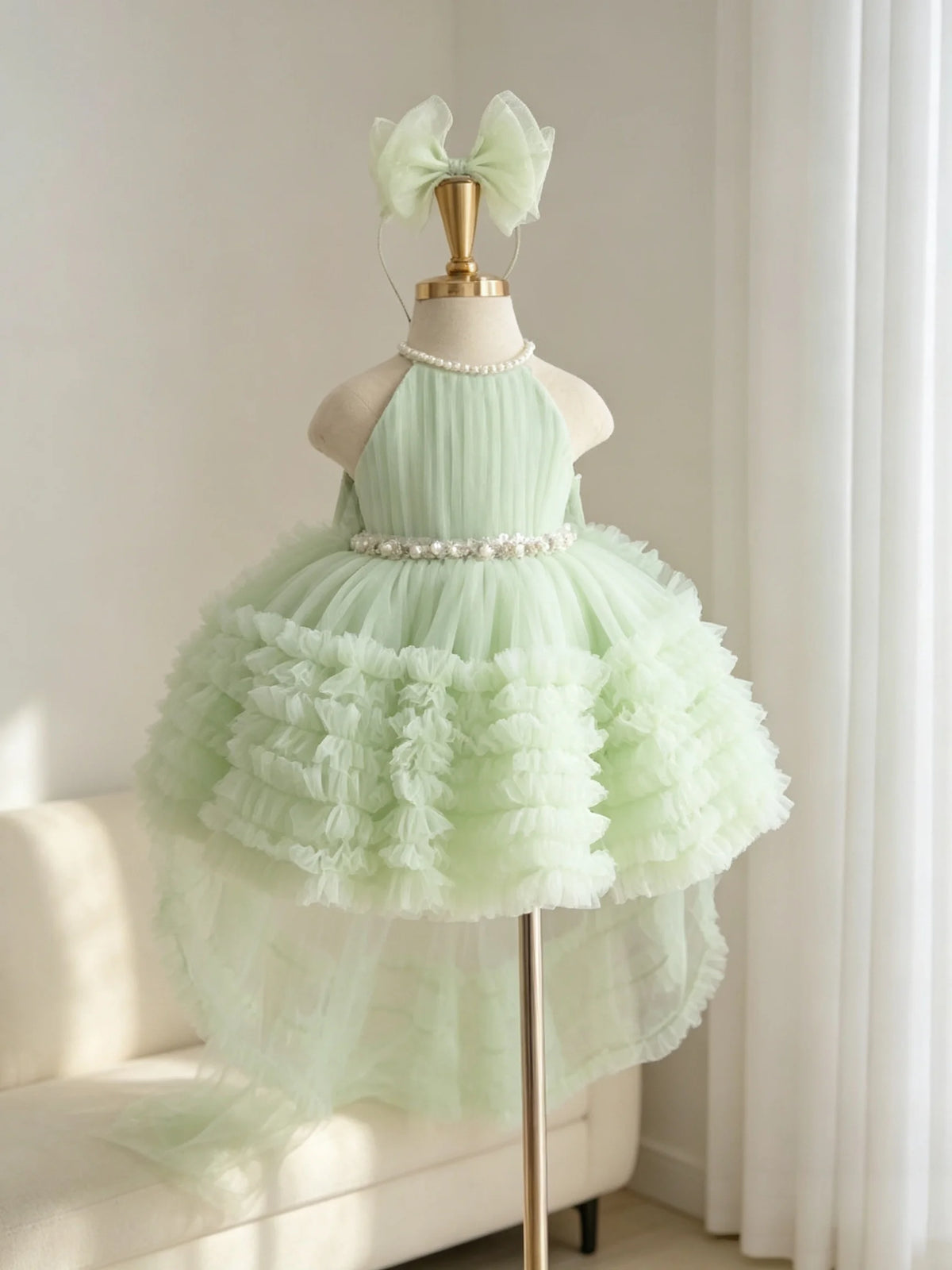 Custom Luxury Dress Women Wedding Guest Gown Girls Wedding Gown Luxury Birthday Party Gown For Pageant Runway Show Halter Pearl