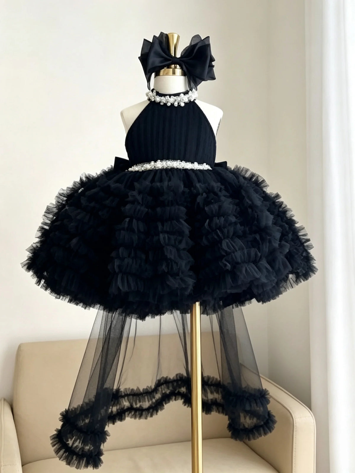 Custom Luxury Dress Women Wedding Guest Gown Girls Wedding Gown Luxury Birthday Party Gown For Pageant Runway Show Halter Pearl