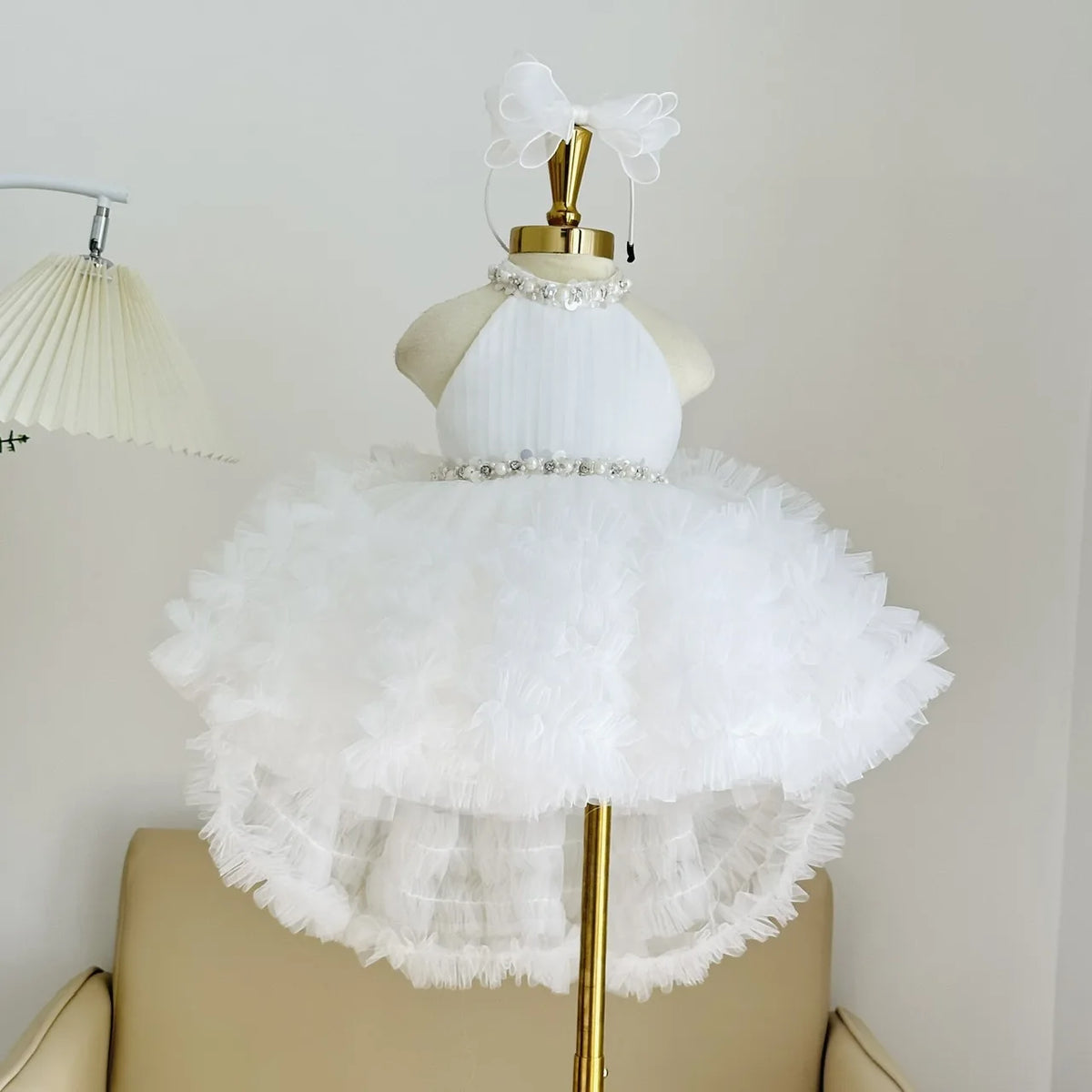 Custom Luxury Dress Women Wedding Guest Gown Girls Wedding Gown Luxury Birthday Party Gown For Pageant Runway Show Halter Pearl