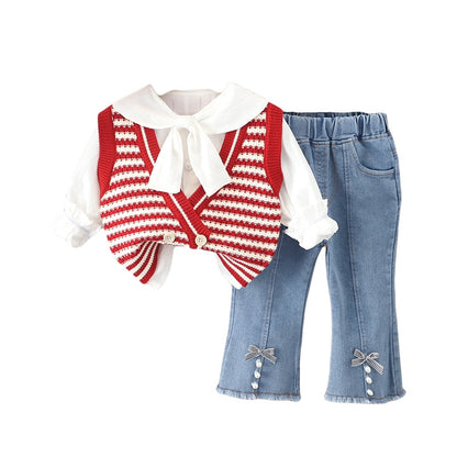 Conjunto de mujer con chaleco de rayas