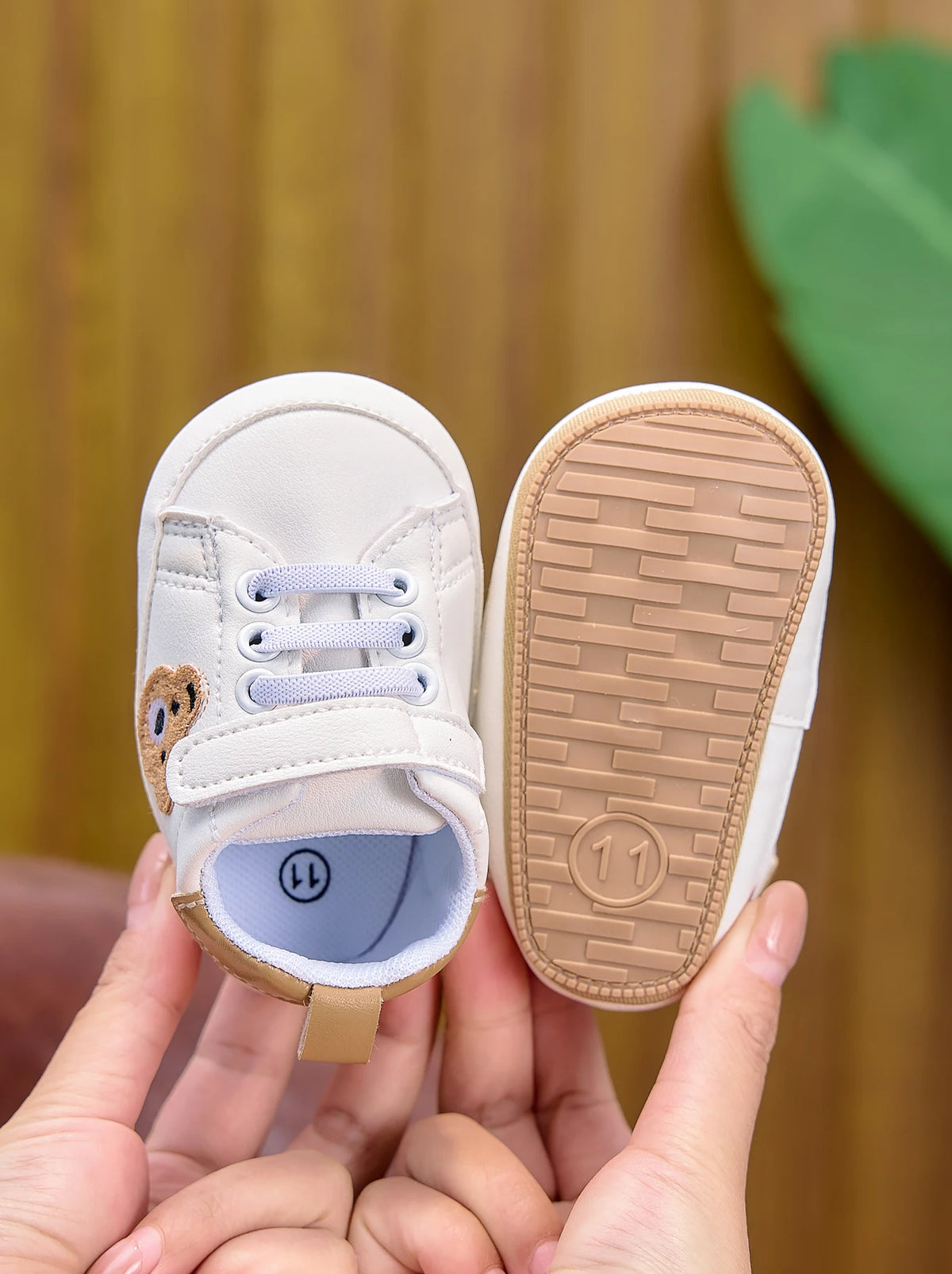 Baby Sneakers Cartoon Bear Embroidery Baby Shoes