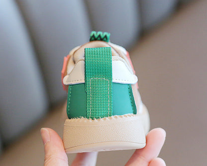 Zapatillas con cordones de colores para niños 
