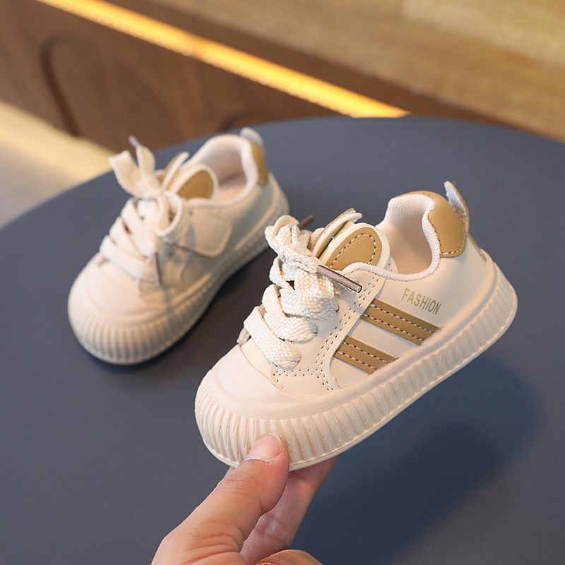Zapatillas deportivas para niños de AD Fashion 