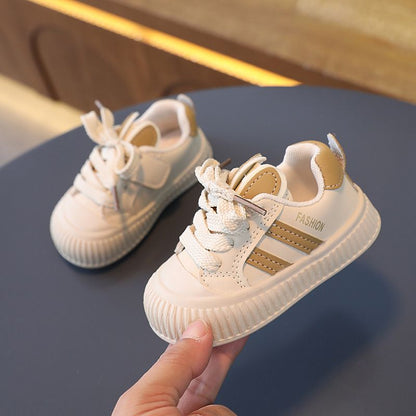 Zapatillas deportivas para niños de AD Fashion 