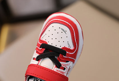 Zapatillas de baloncesto para niños 