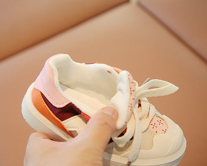 Zapatillas NB coloridas 