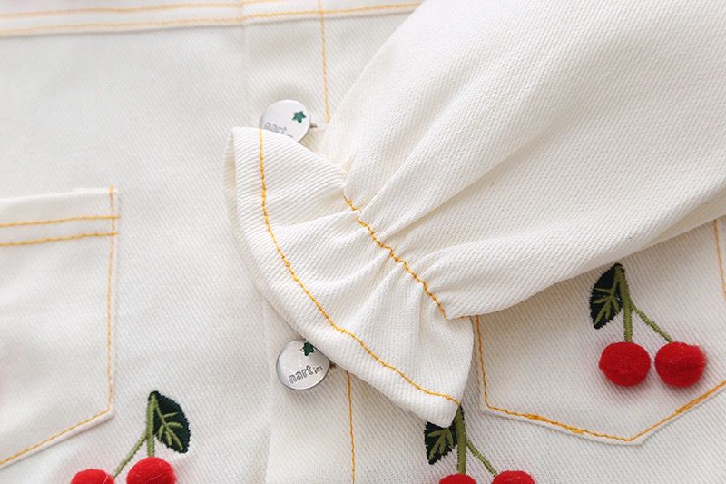 Vestido de tul + chaqueta de cerezas 