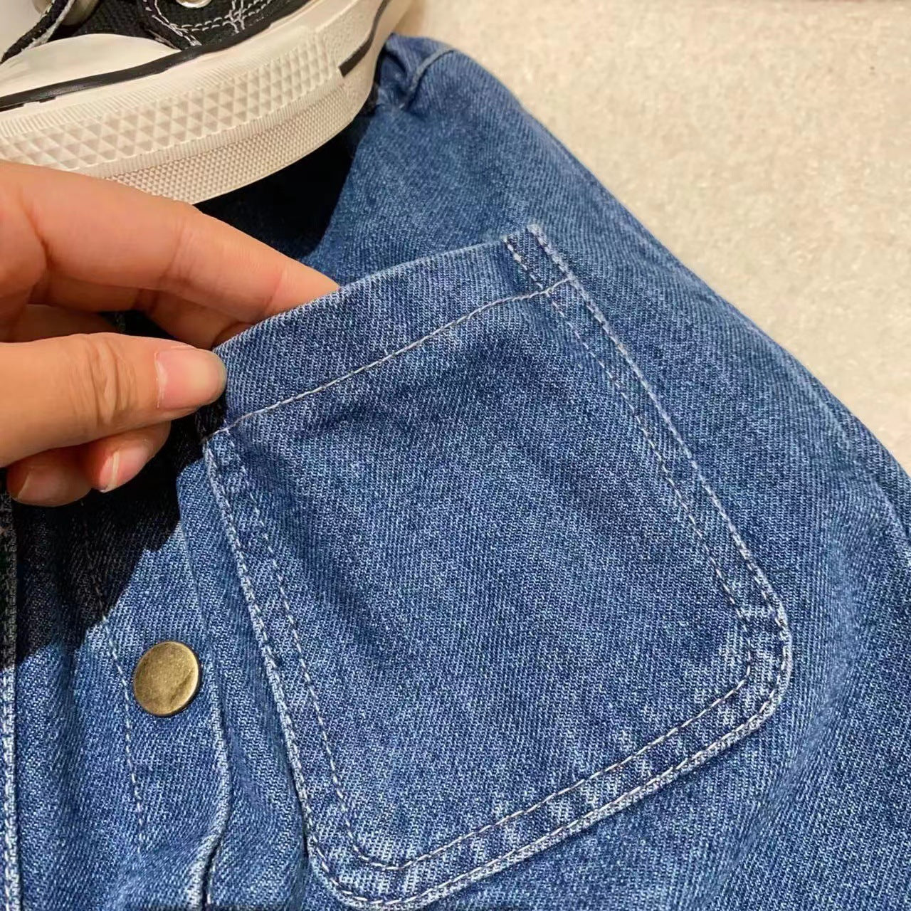 Conjunto de jeans con botones para mujer y niño 