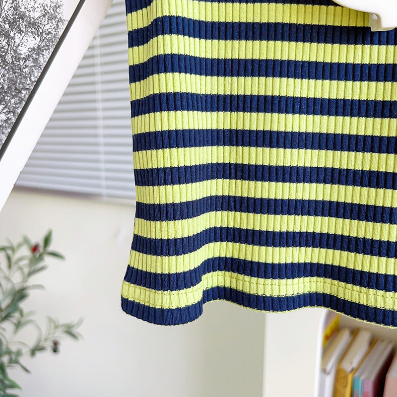 مجموعة الأطفال ذات الخطوط الخضراء