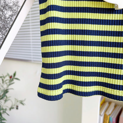 مجموعة الأطفال ذات الخطوط الخضراء