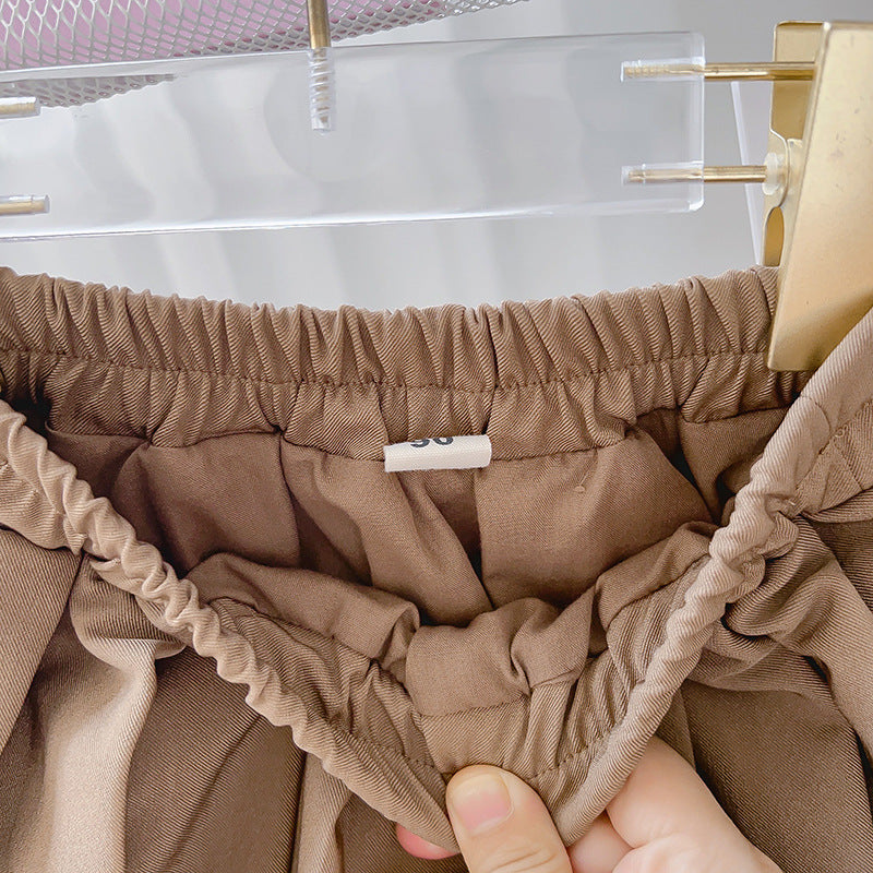 طقم أطفال بياقة وتنورة مطوية 