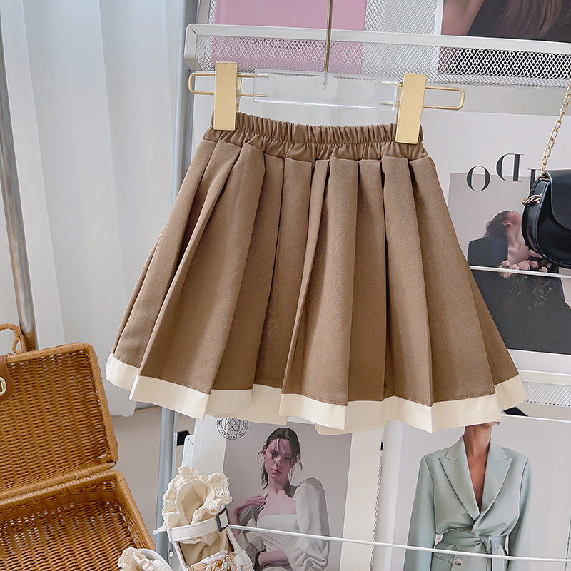 طقم أطفال بياقة وتنورة مطوية 