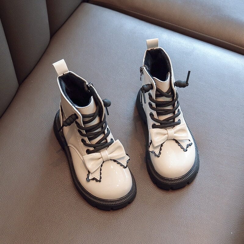 Bota con cordones para mujer y niño 