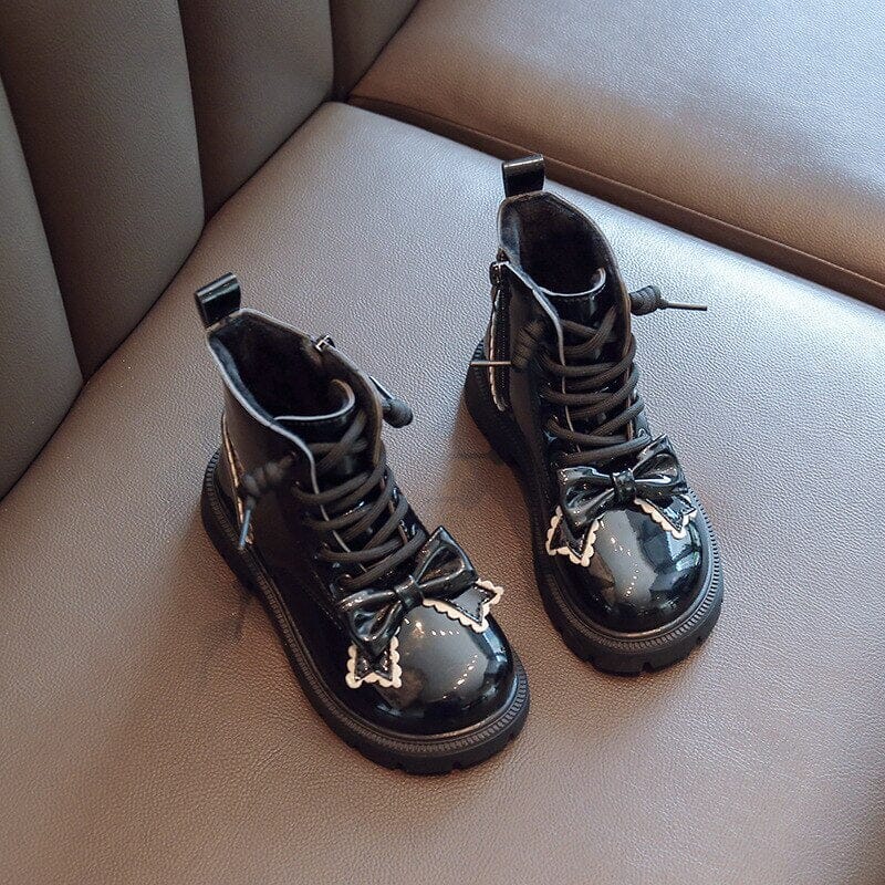 Bota con cordones para mujer y niño 