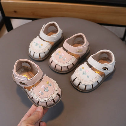 Little Girls' Sandals with Embroidered Flowers