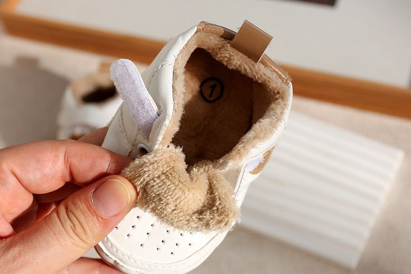 Kids Velcro Sneakers with Fur
