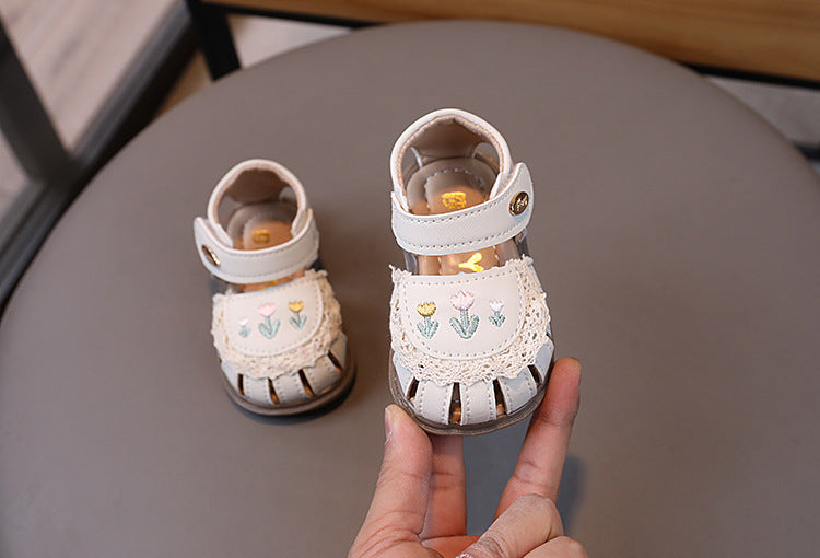 Little Girls' Sandals with Embroidered Flowers