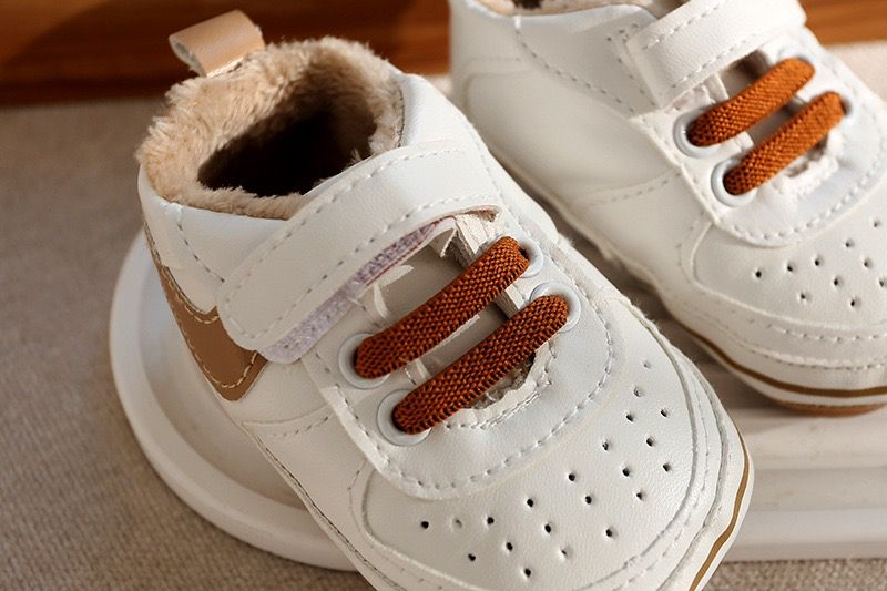 Kids Velcro Sneakers with Fur