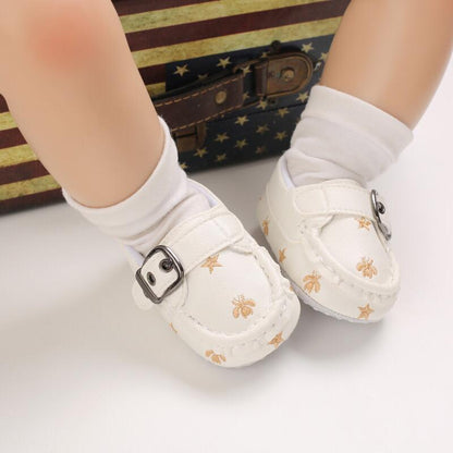 Zapatos con hebilla 