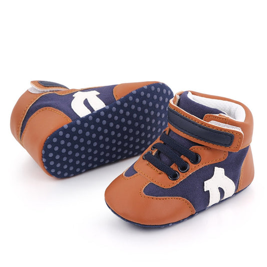 Zapato estilo bota para niños
