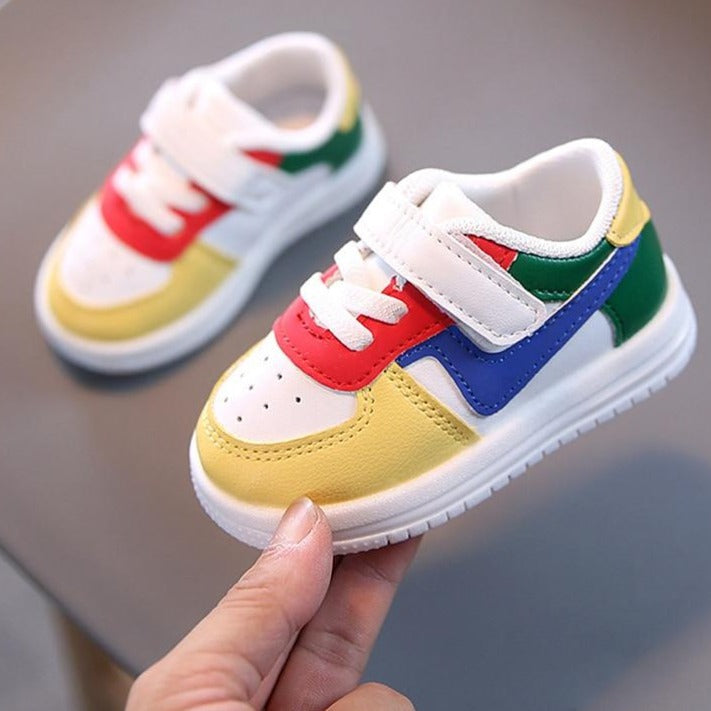 Zapatillas deportivas coloridas de estilo súper elegante 