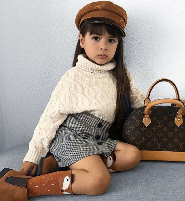 Conjunto infantil de 2 piezas con falda a cuadros 