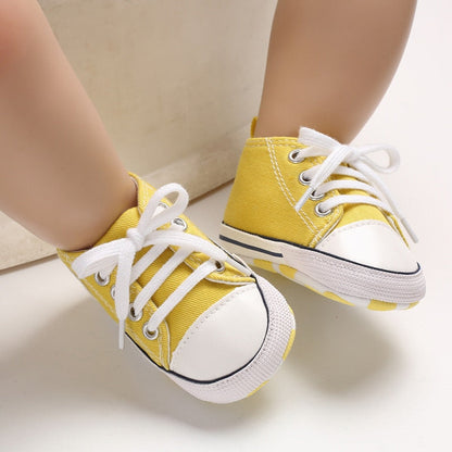 Tenis de colores estrella para bebés y niños pequeños