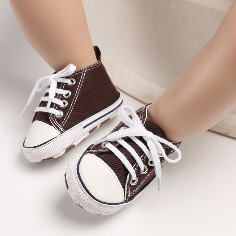 Tenis de colores estrella para bebés y niños pequeños