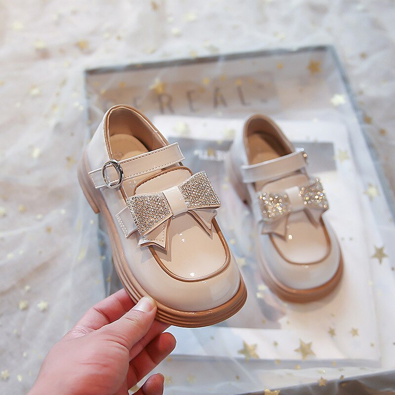 Zapatos mocasín con lazo 