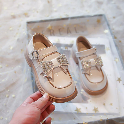 Zapatos mocasín con lazo 