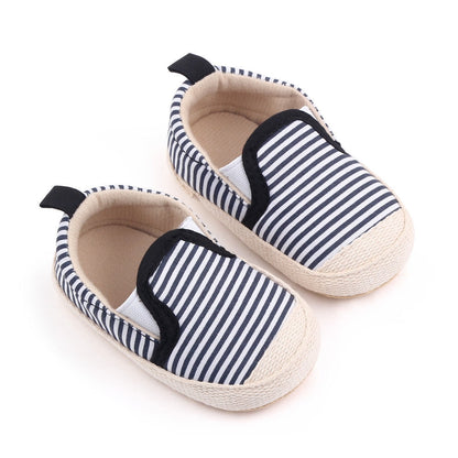 Zapatos básicos para niños y niñas 