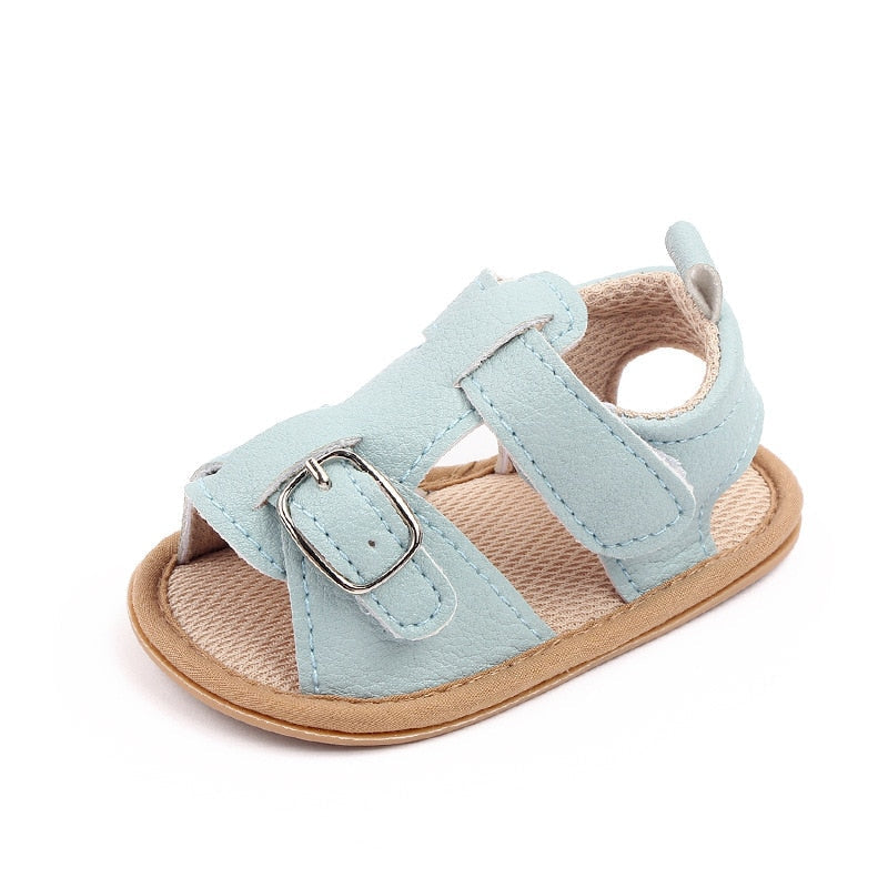 Sandalias con hebilla