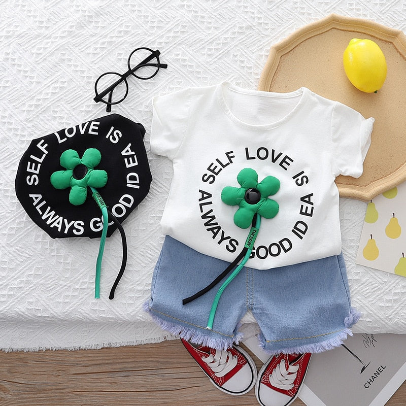 Conjunto de 2 piezas de ropa con camisetas de manga corta con letras y flores en 3D
