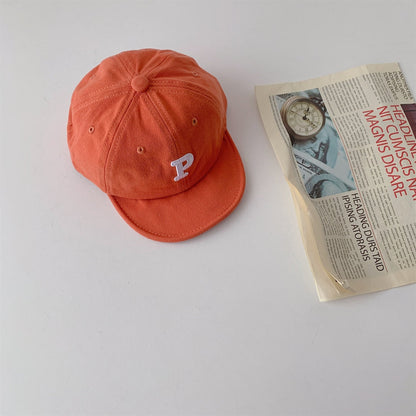 Gorra infantil "P"