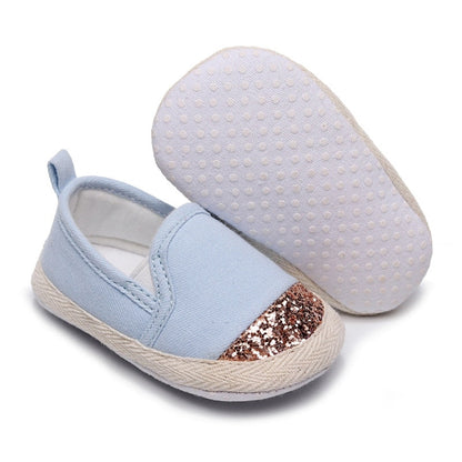Zapatos elegantes y brillantes 
