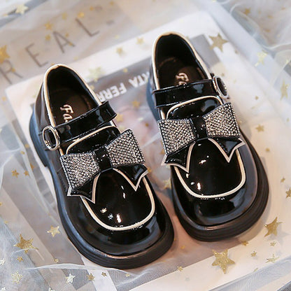Zapatos mocasín con lazo 