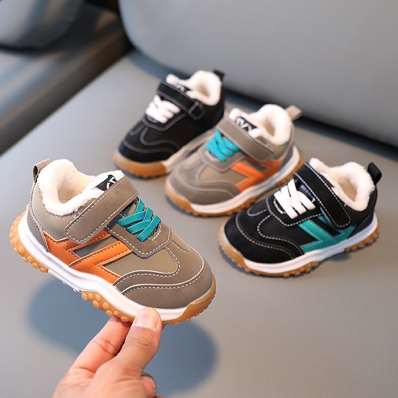Zapatillas deportivas de piel AD 