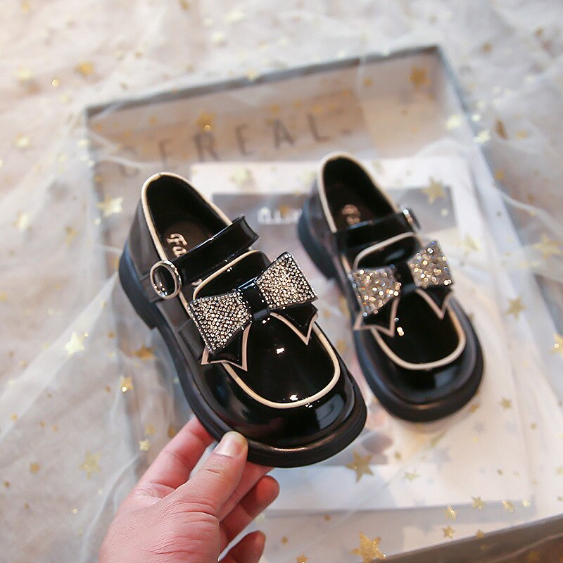 Zapatos mocasín con lazo 