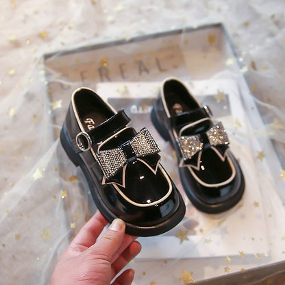 Zapatos mocasín con lazo 