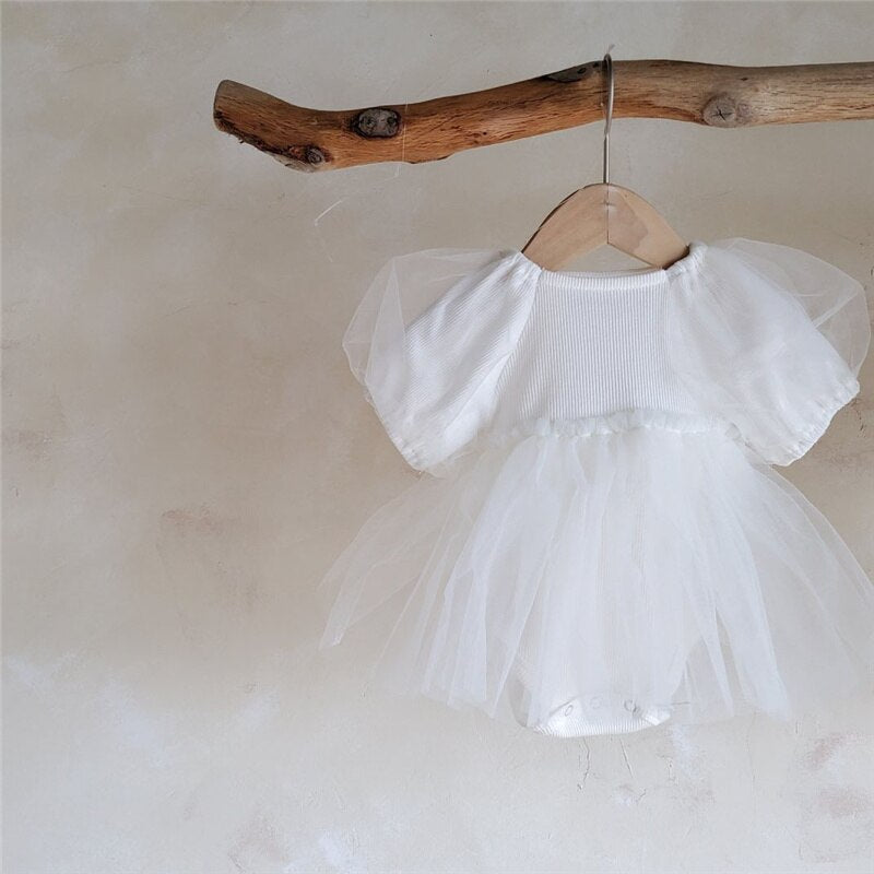 Vestido de tul para bebé