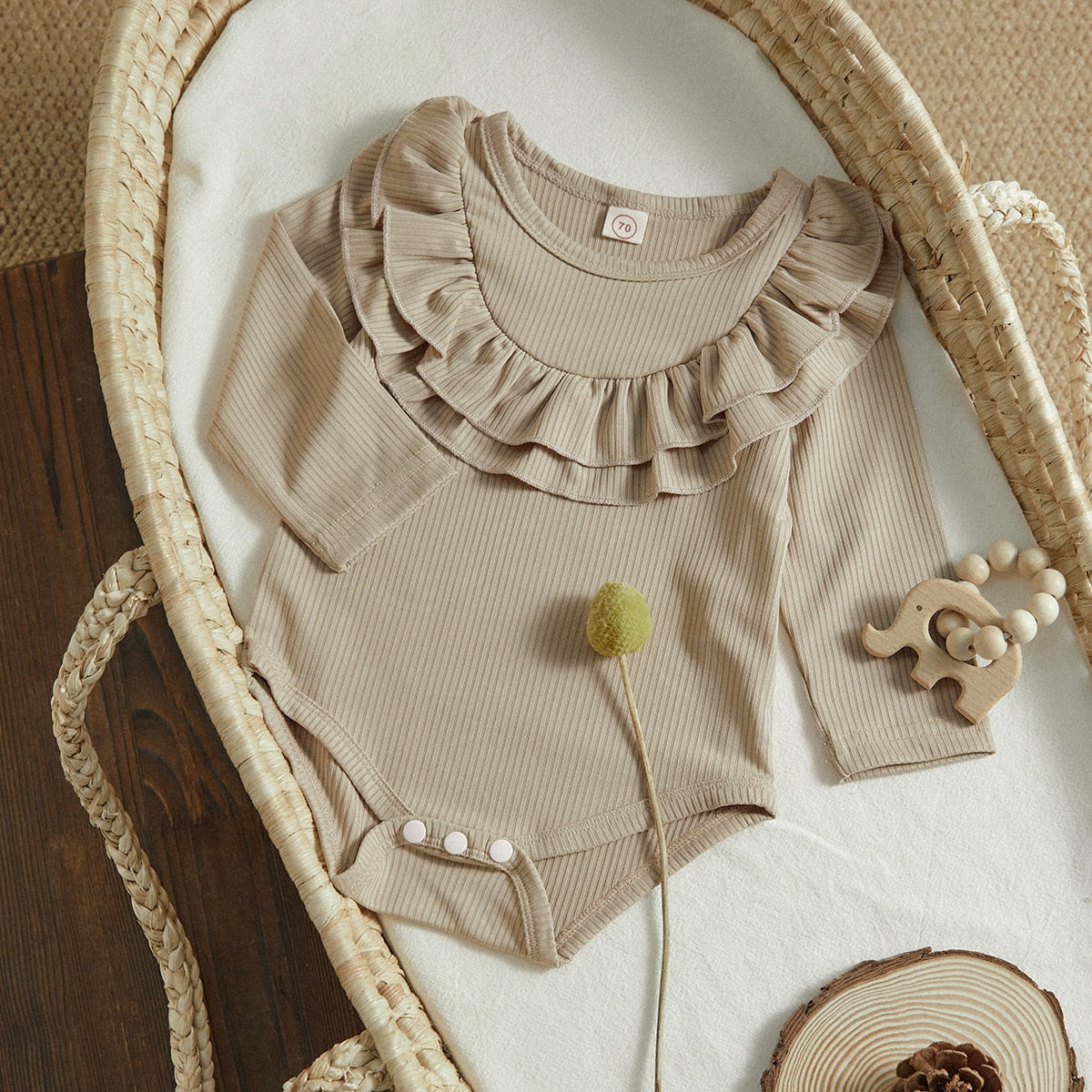 Body infantil con cuello con volantes