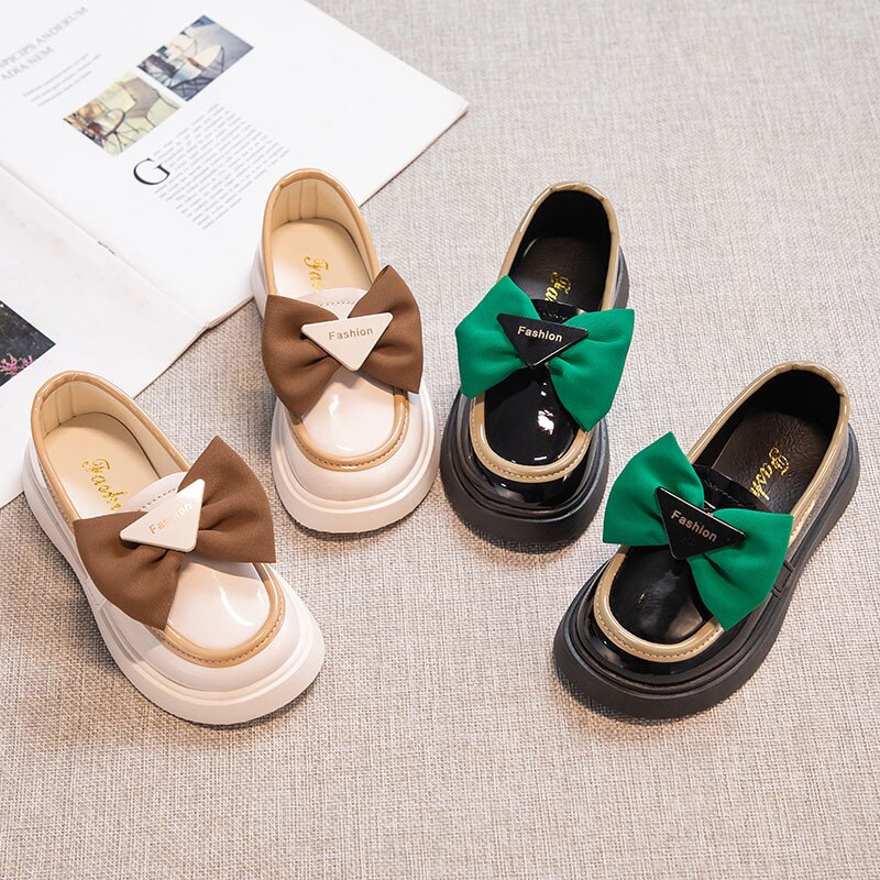 Moda de zapatos con lazo