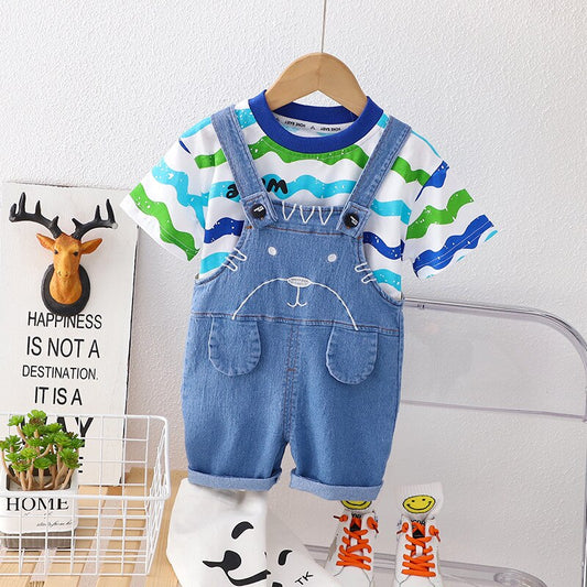 Conjunto de babero infantil con rayas onduladas