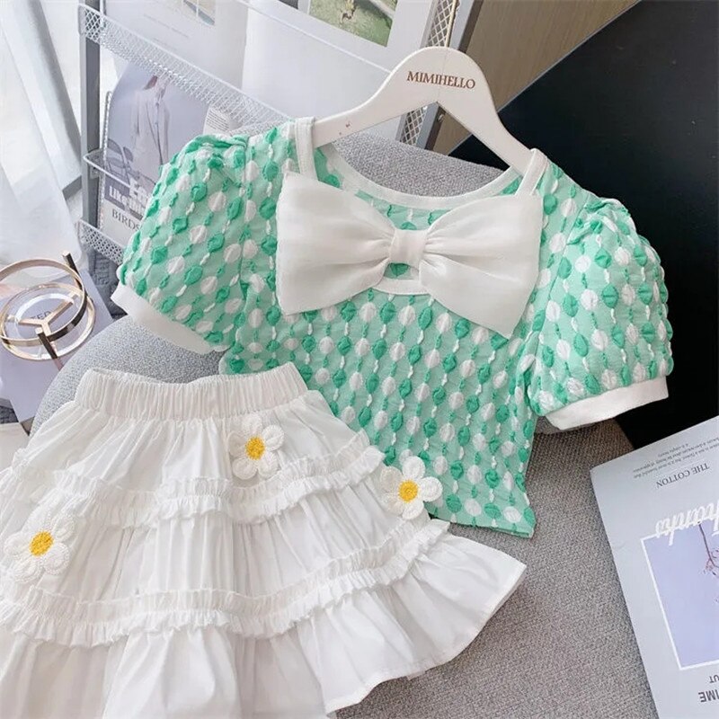 Conjunto infantil de lazo y flores