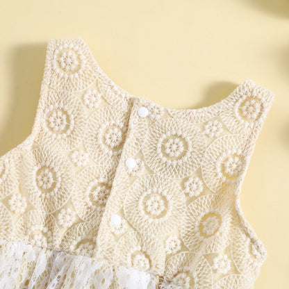 Vestido de encaje sin mangas con body