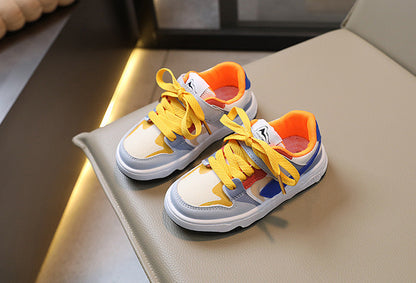 Zapatillas deportivas para niños de colores neón 