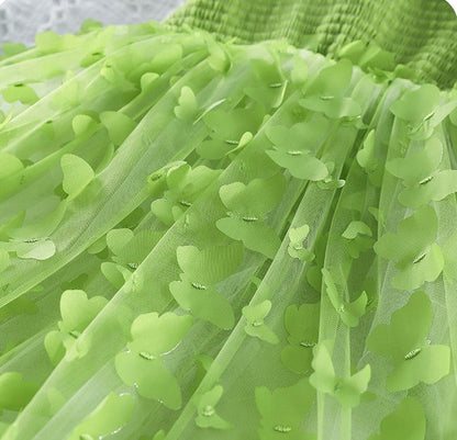 Vestido de tul con alas de mariposa 